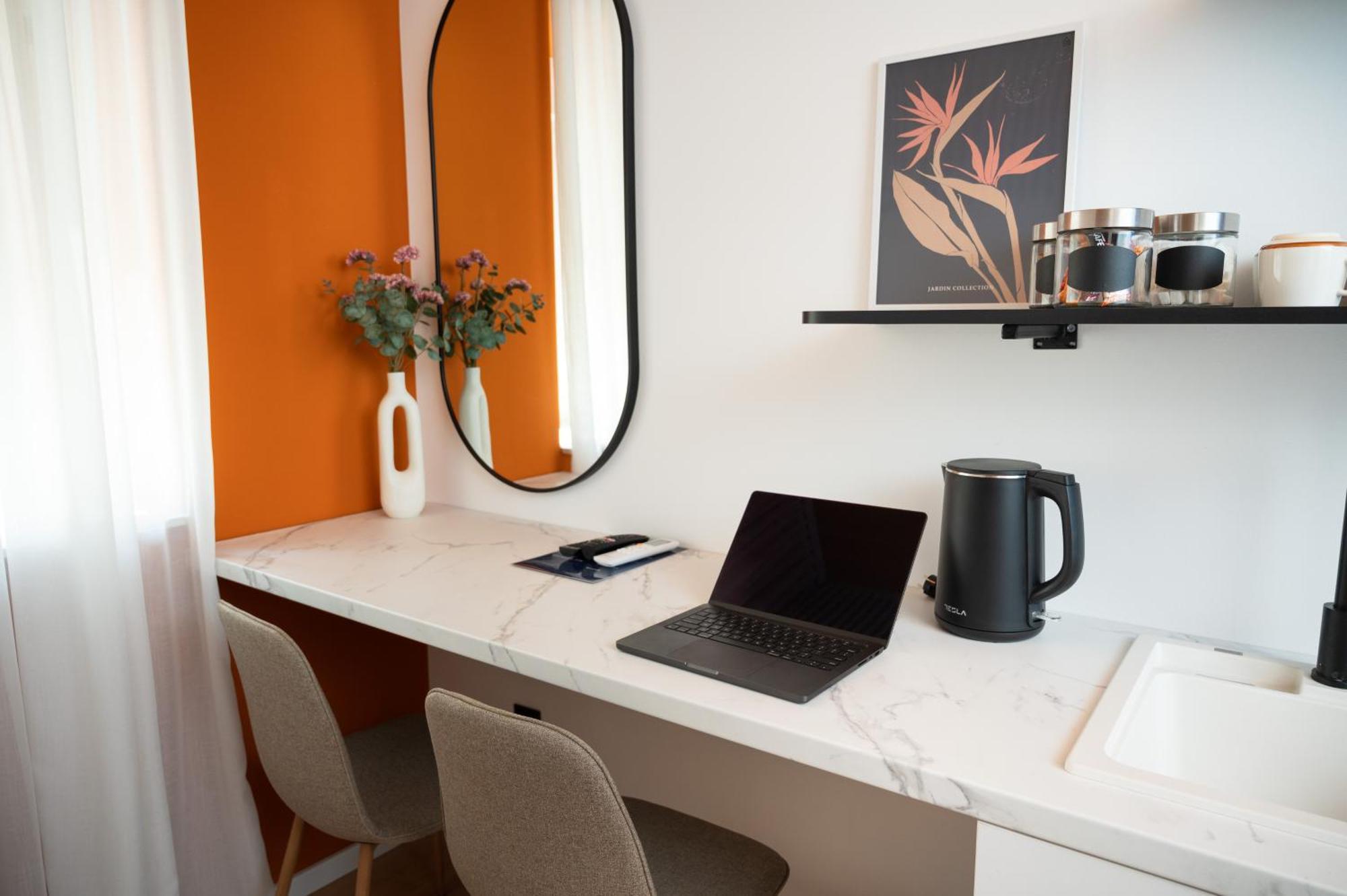 Regent Blue Apartments - Free Private Parking Мостар Екстериор снимка