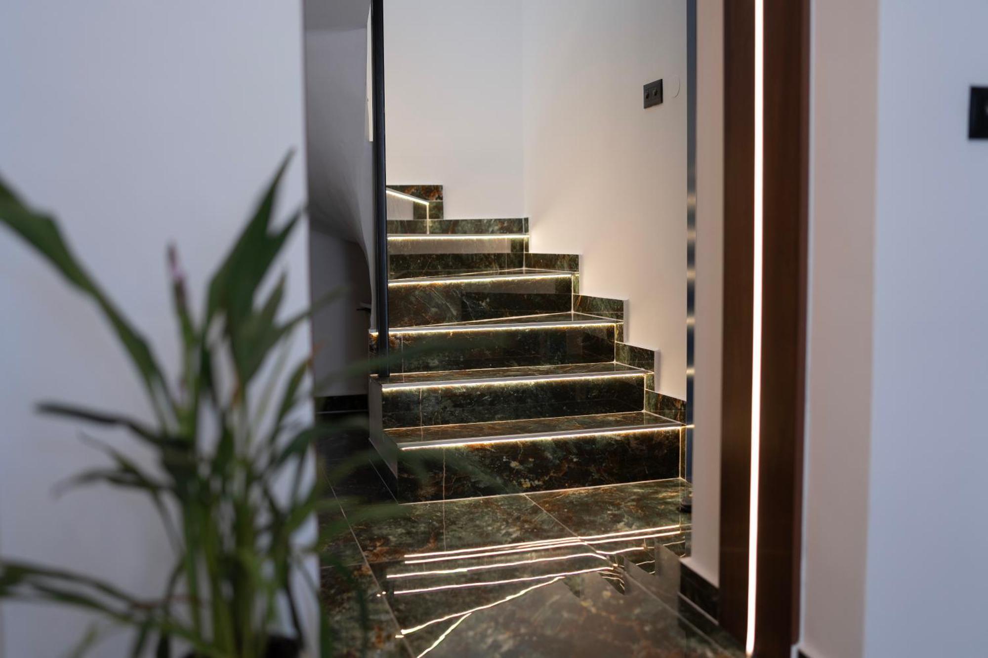 Regent Blue Apartments - Free Private Parking Мостар Екстериор снимка